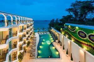 โรงแรมแอลเค เอมเมอรัล บีช พัทยา / LK Emerald Beach Pattaya